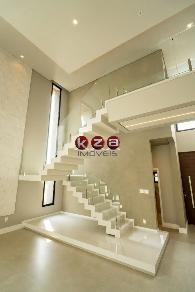 Imagem Imponente Casa de Luxo em Condomínio Alphaville Dom Pedro 3, Campinas-SP: 4 Quartos, 4 Suítes, 3 Salas, 6 Banheiros, 4 Vagas, 346m².
