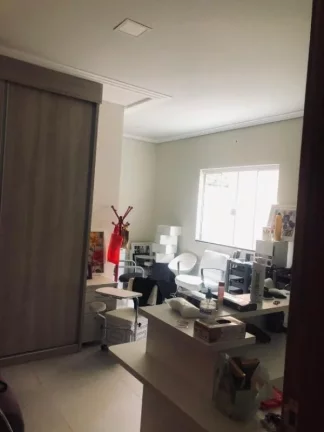 Imagem CASA COM 4 SUÍTES, 350 M² E VISTA PERENE - MIRANTE DO VALE