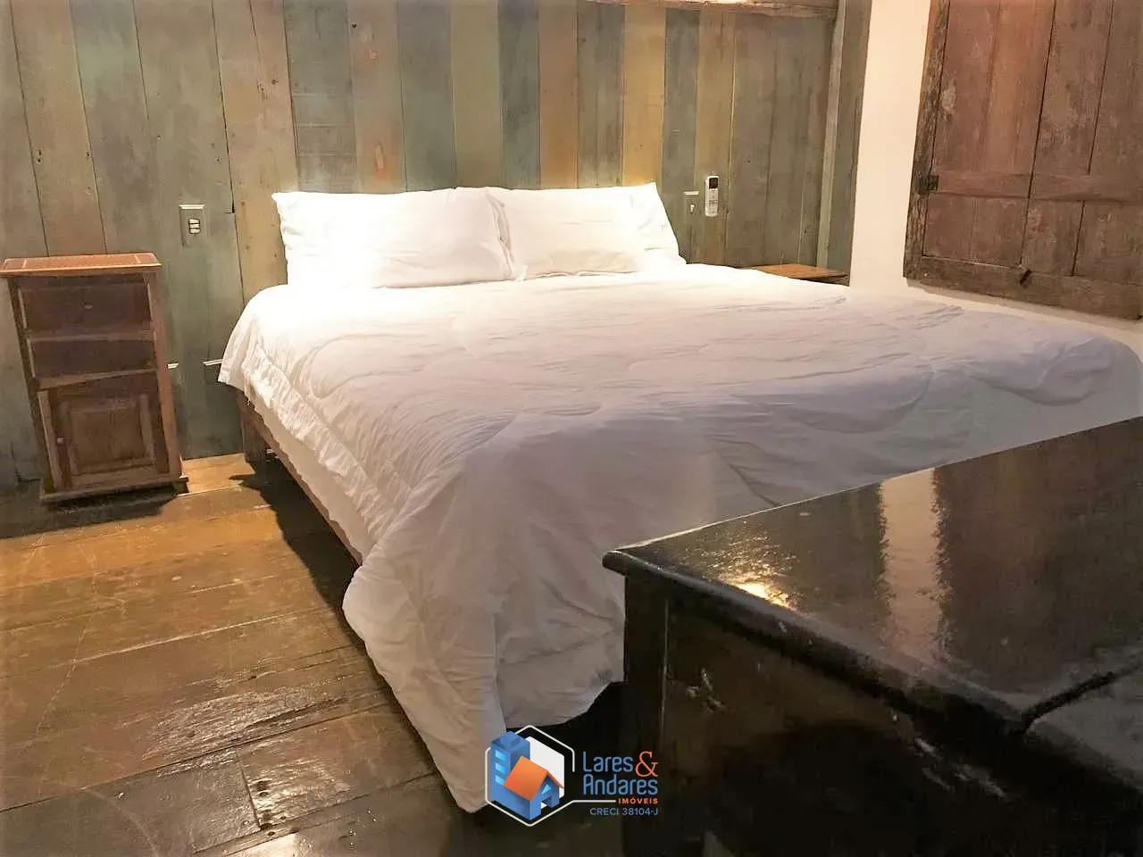 Imagem Casa Alto Padrão de frente para o Mar em Ilhabela, SP -