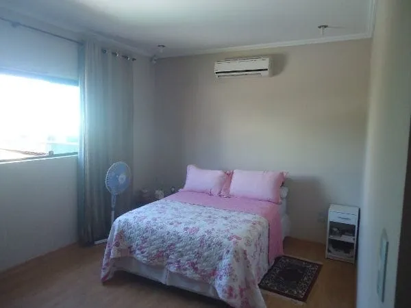 Imagem Casa à venda 4 Quartos, 4 Suites, 3 Vagas, 250M², Parque das Nações, Pindamonhangaba - SP