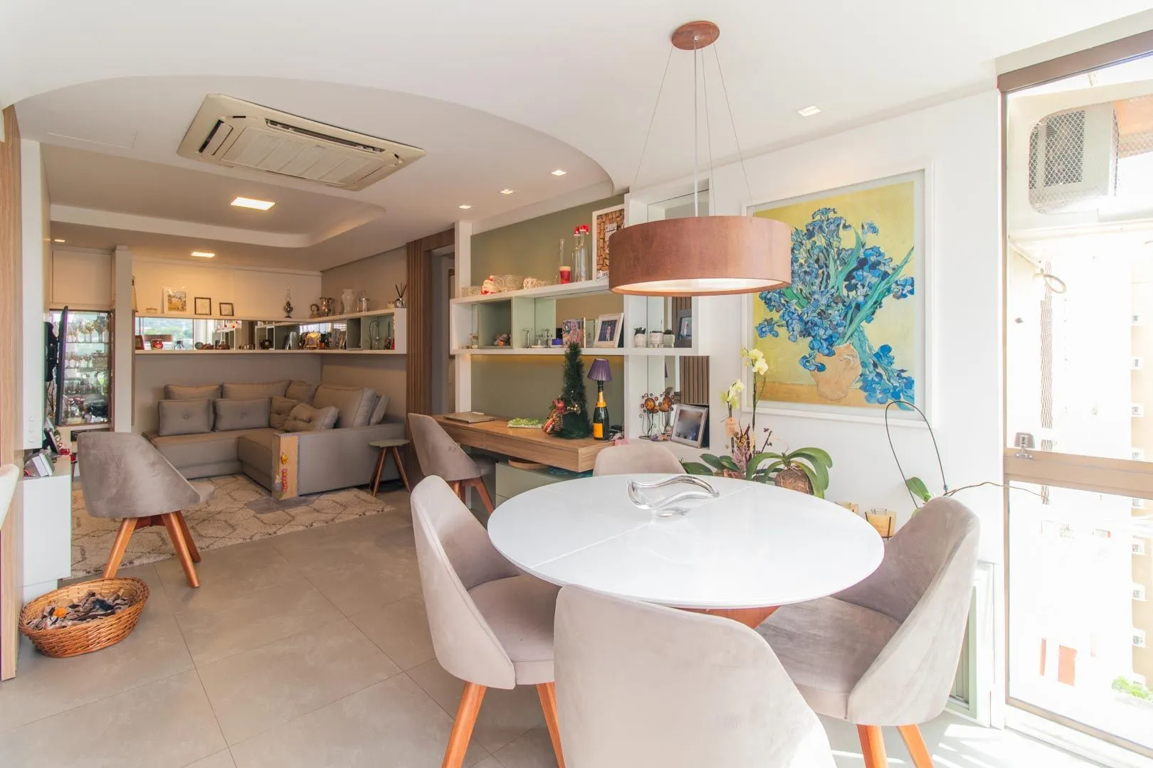 Imagem Apartamento para Venda - 93.43m², 3 dormitórios, sendo 1 suites, 2 vagas - Teresópolis
