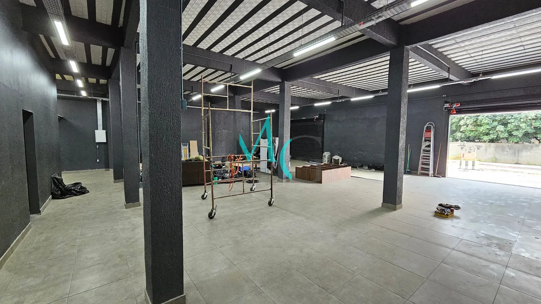Imagem Loja para locação 250m² por R$ 10.000,00 + taxas, Santíssimo, Rio de Janeiro, RJ