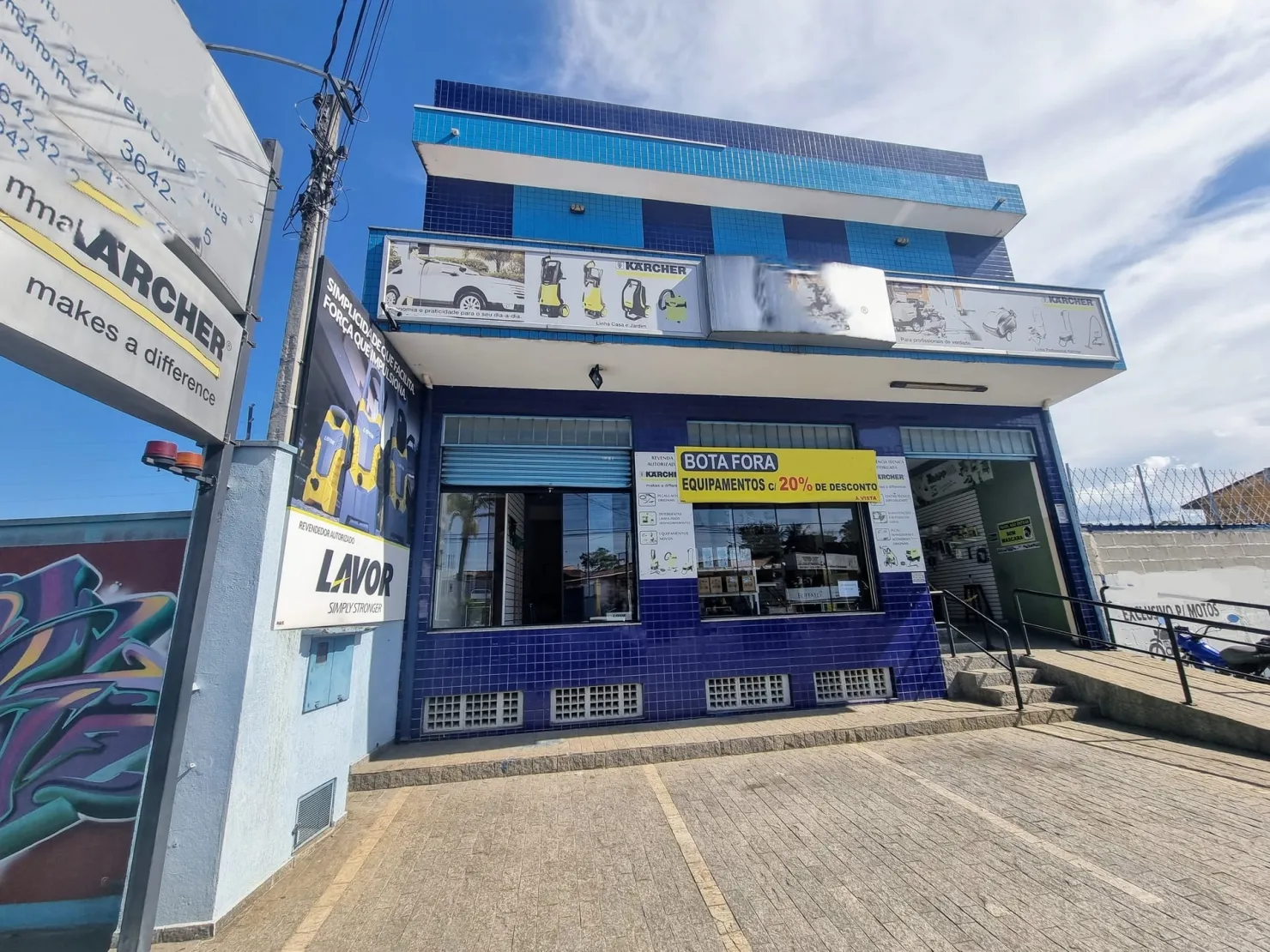Foto do imóvel Prédio Comercial Completo com 3 Pisos, Elevador, Acesso Facilitado e Localização Estratégica para Seu Negócio
