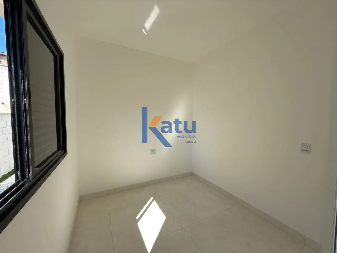 Imagem CASA À VENDA NO CONDOMÍNIO RESERVA ERMIDA - JUNDIAÍ/SP

O imóvel possui 147 m² de área constru...