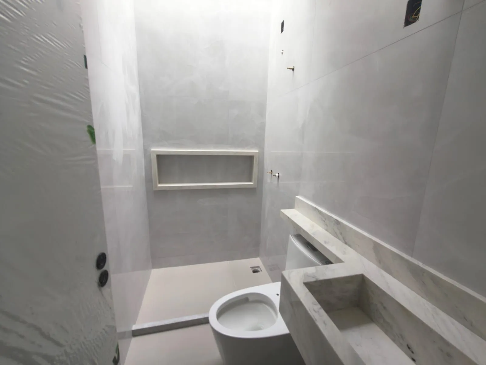 Imagem Casa 3 Dorm com Pé Direito Alto e 2 Vagas | Zona Sul POA