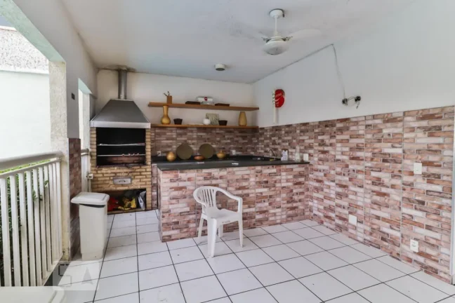 Imagem Apartamento 2 Quartos para Venda em Rio de Janeiro, Taquara, 2 dormitórios, 1 banheiro