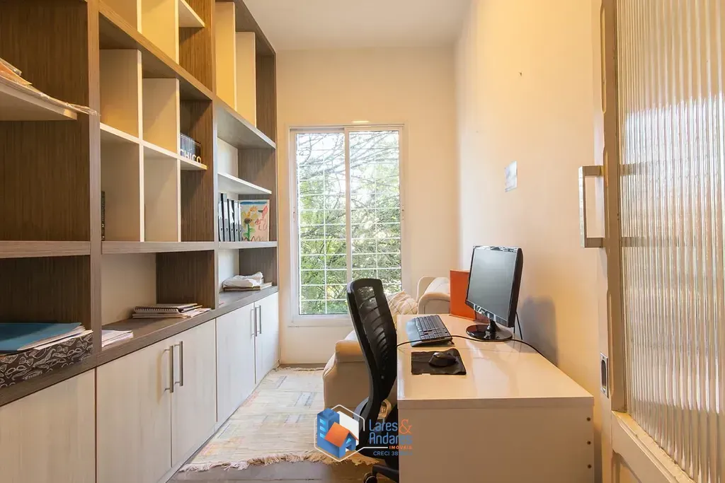 Imagem Casa à venda 4 Quartos 2 Suites 3 Vagas 253M² Sumaré São Paulo - SP