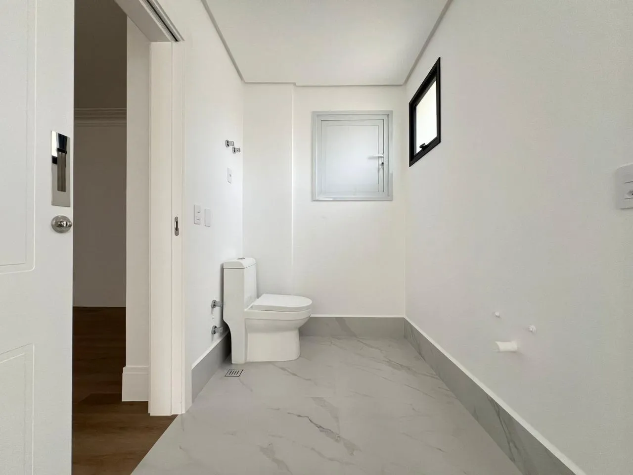 Imagem Apartamento com vista para o mar à venda com 225m2 por R$ 4.500.000,00