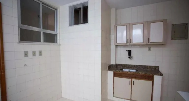 Imagem Apartamento com 2 Quartos à Venda, 74 m² em Icaraí - Niterói