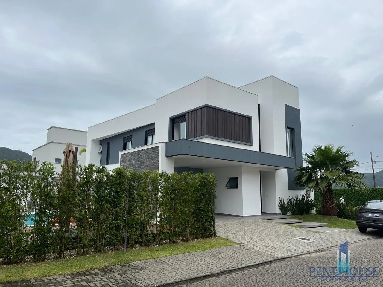 Imagem Casa em Condomínio para Venda em Balneário Camboriú, BARRA, 4 dormitórios, 2 suítes, 4 banheiros, 2 vagas