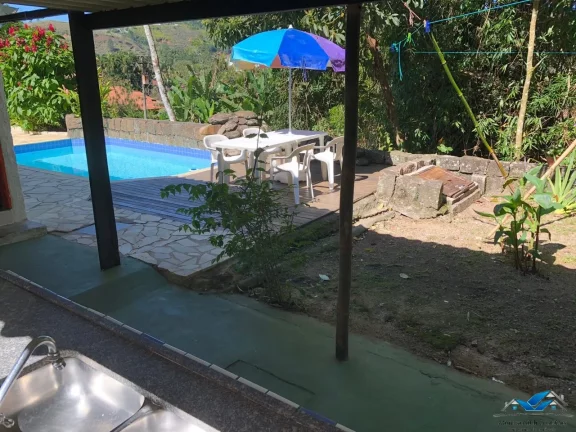 Imagem Casa Rustica com Piscina na Praia da Enseada, Ubatuba/SP - 300 m. do mar.