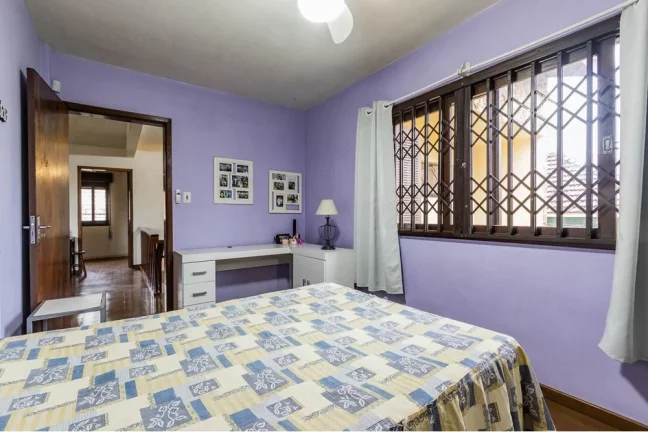Imagem Casa para venda no bairro Vila Ipiranga em Porto Alegre