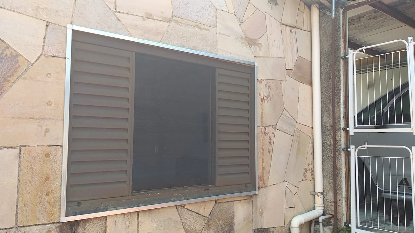 Imagem Oportunidade Única: Casa em Frente ao Fórum de Votorantim!