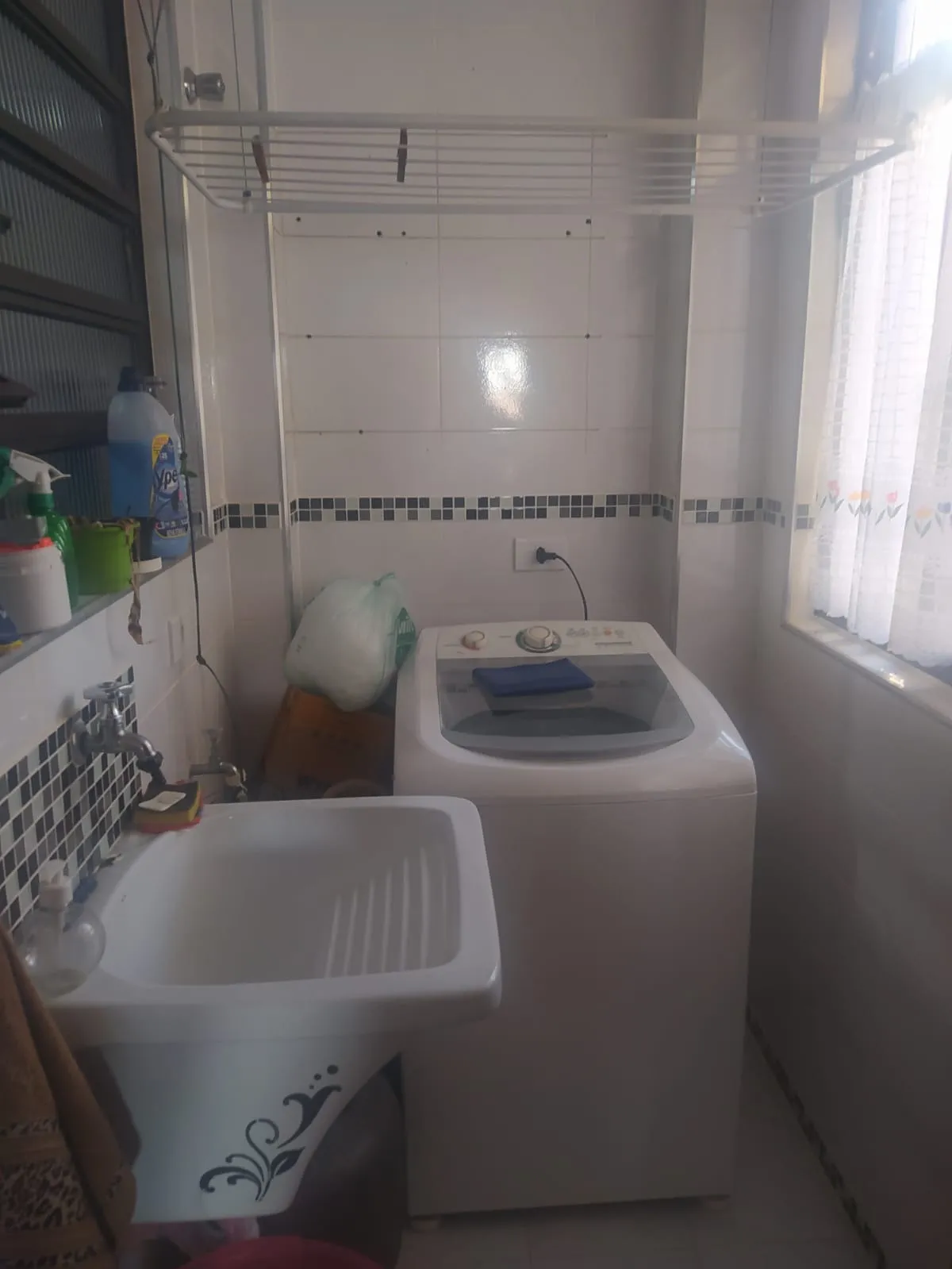 Imagem Amplo apartamento - Jardim Simus