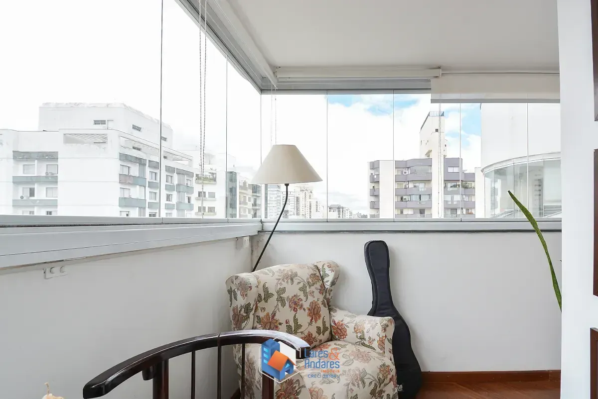 Imagem Apartamento para venda em Indianópolis com 4 quartos, sendo 4 suítes, 144m²