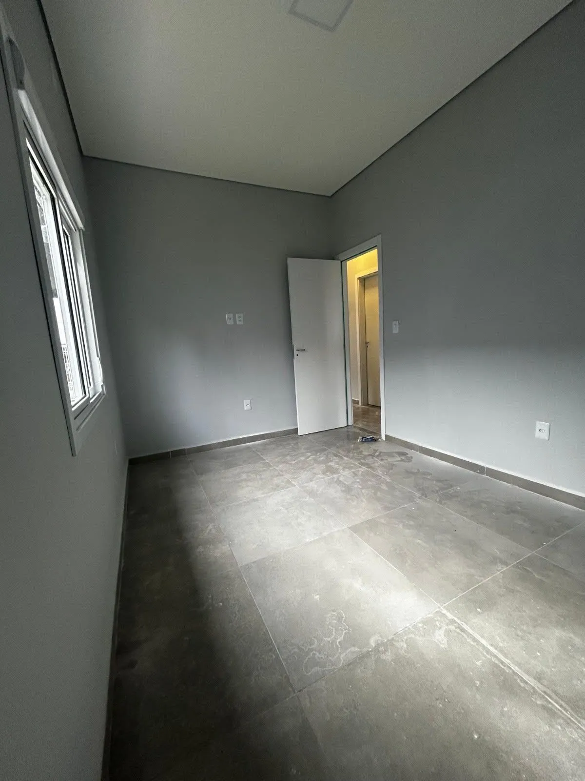Imagem Casa a venda no bairro Parque Ipiranga - Gravatai