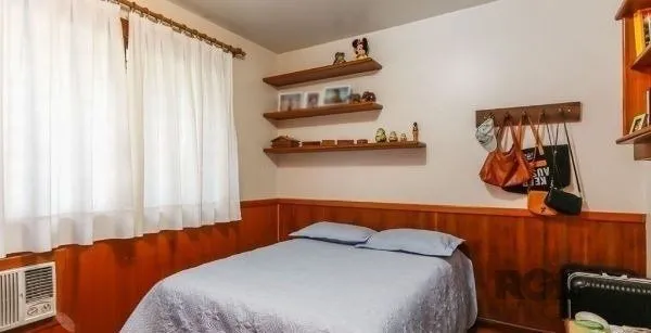 Imagem Casa sobrado no Jardim do Salso de 4 dormitórios e 3 vagas