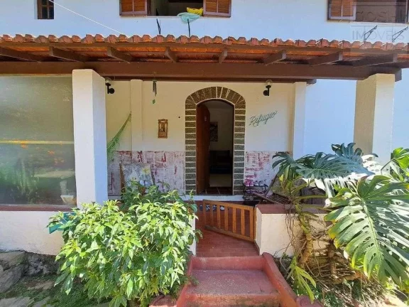 Imagem Casa para Venda em Teresópolis, Golfe, 4 dormitórios, 1 suíte, 3 banheiros, 2 vagas