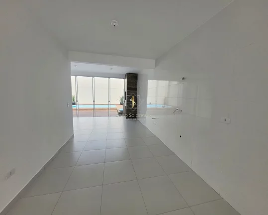 Imagem Casa com piscina em Guaratuba(Eliane) para venda, 200m do mar,