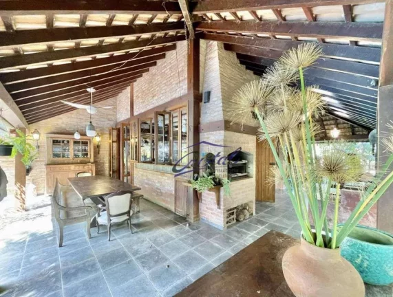 Imagem Casa com 3 dormitórios (1 suíte) à venda, 363 m² - Fazendinha - Granja Viana - Carapicuíba/SP