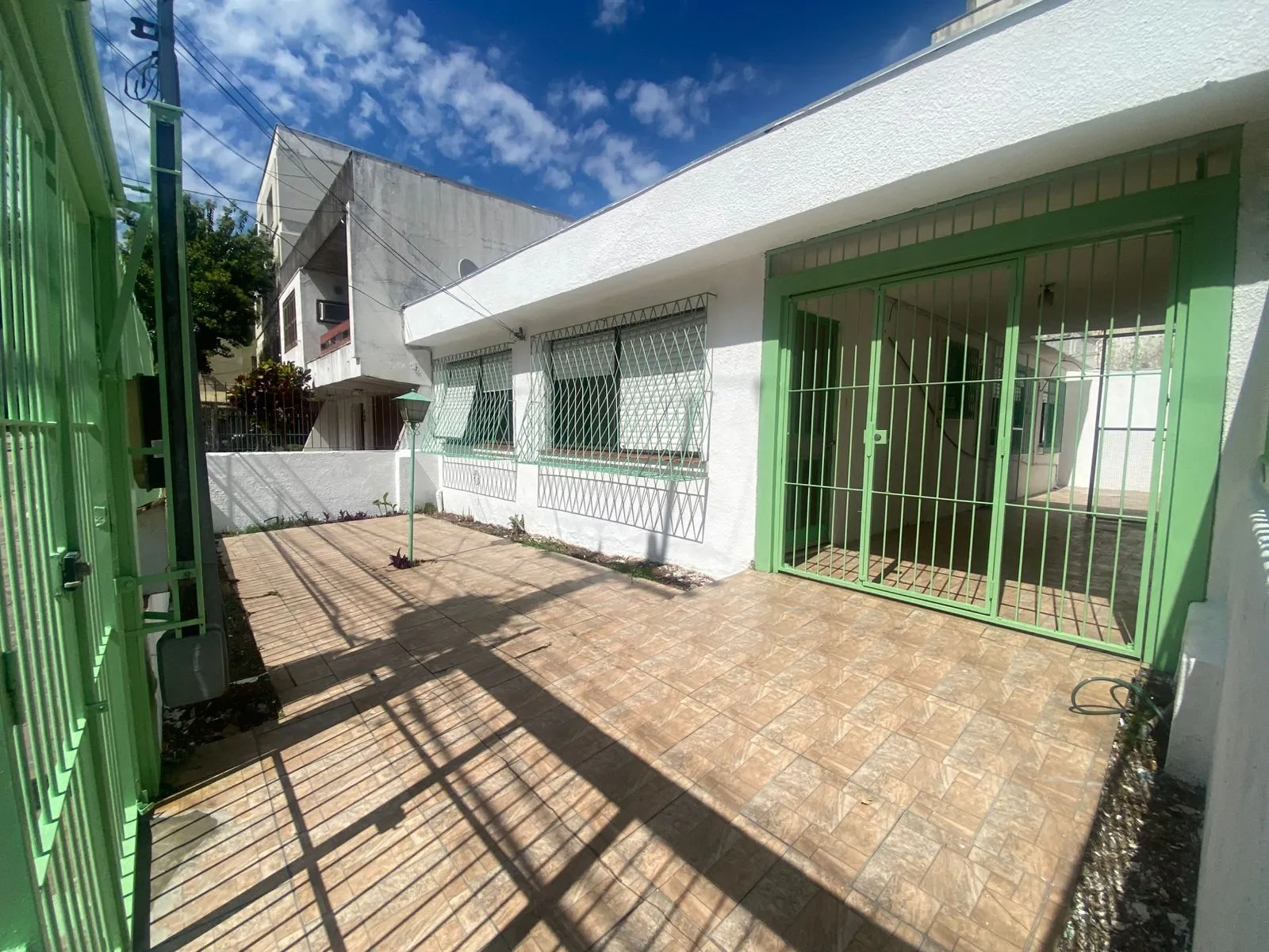 Imagem Casa 3 Dormitórios, 3 vagas de garagem