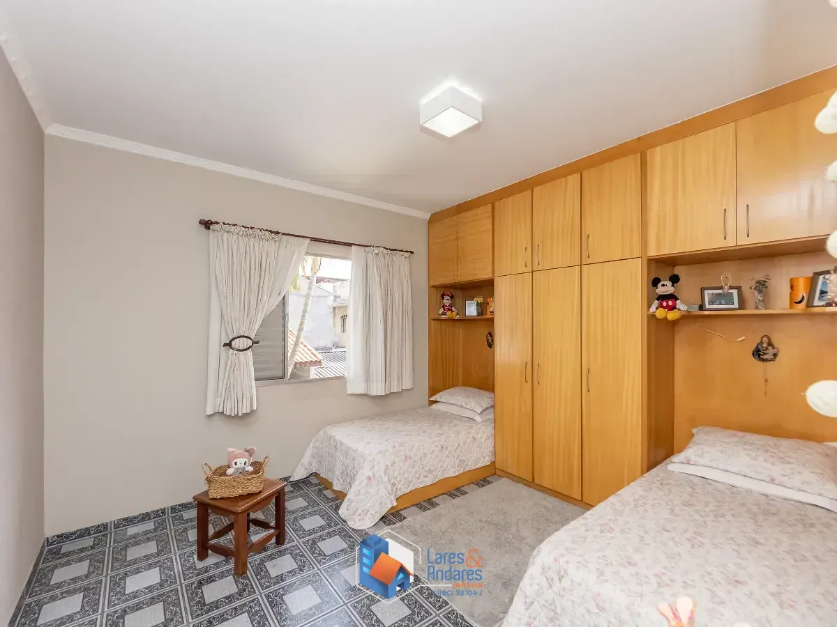 Imagem Sobrado para venda em Sítio da Figueira com 3 quartos, 176m²