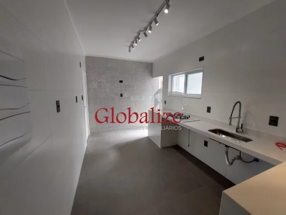 Imagem Apartamento à venda com 85m², 2 quartos, 1 suíte, vista mar por R$669.000,00 no José Menino em Santos