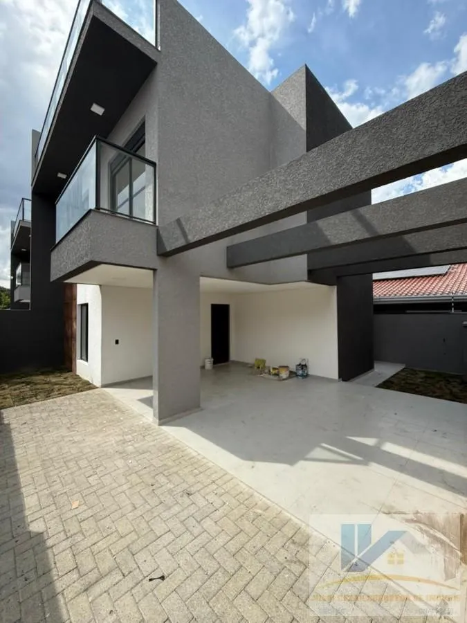 Imagem Triplex para Venda em São José dos Pinhais, Boneca do Iguaçu, 3 dormitórios, 3 suítes, 3 banheiros, 3 vagas