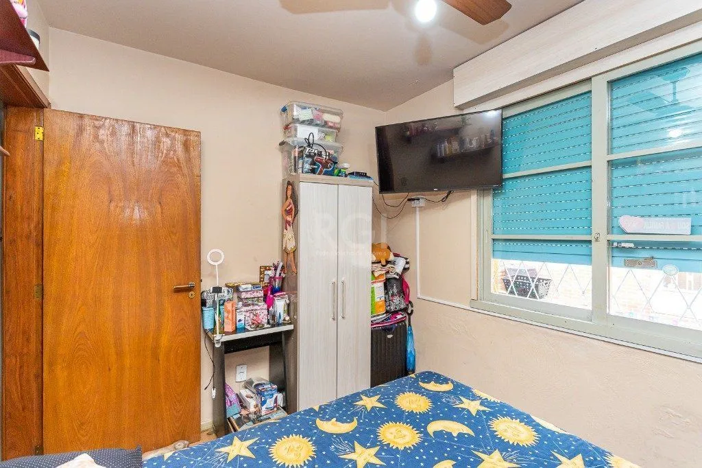 Imagem Casa Condominio para Venda - 325m², 3 dormitórios, 3 vagas - Teresópolis