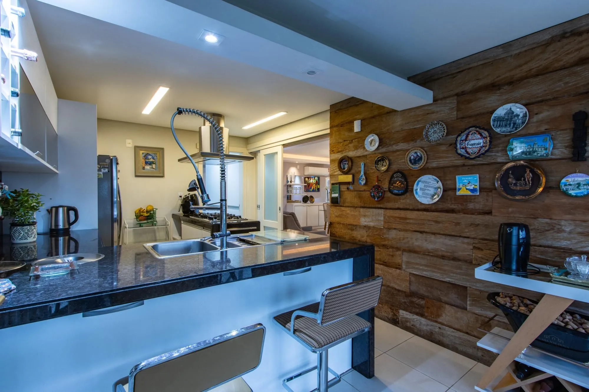 Imagem EXCELENTE APARTAMENTO COM VISTA LIVRE PARA O GUAÍBA!!