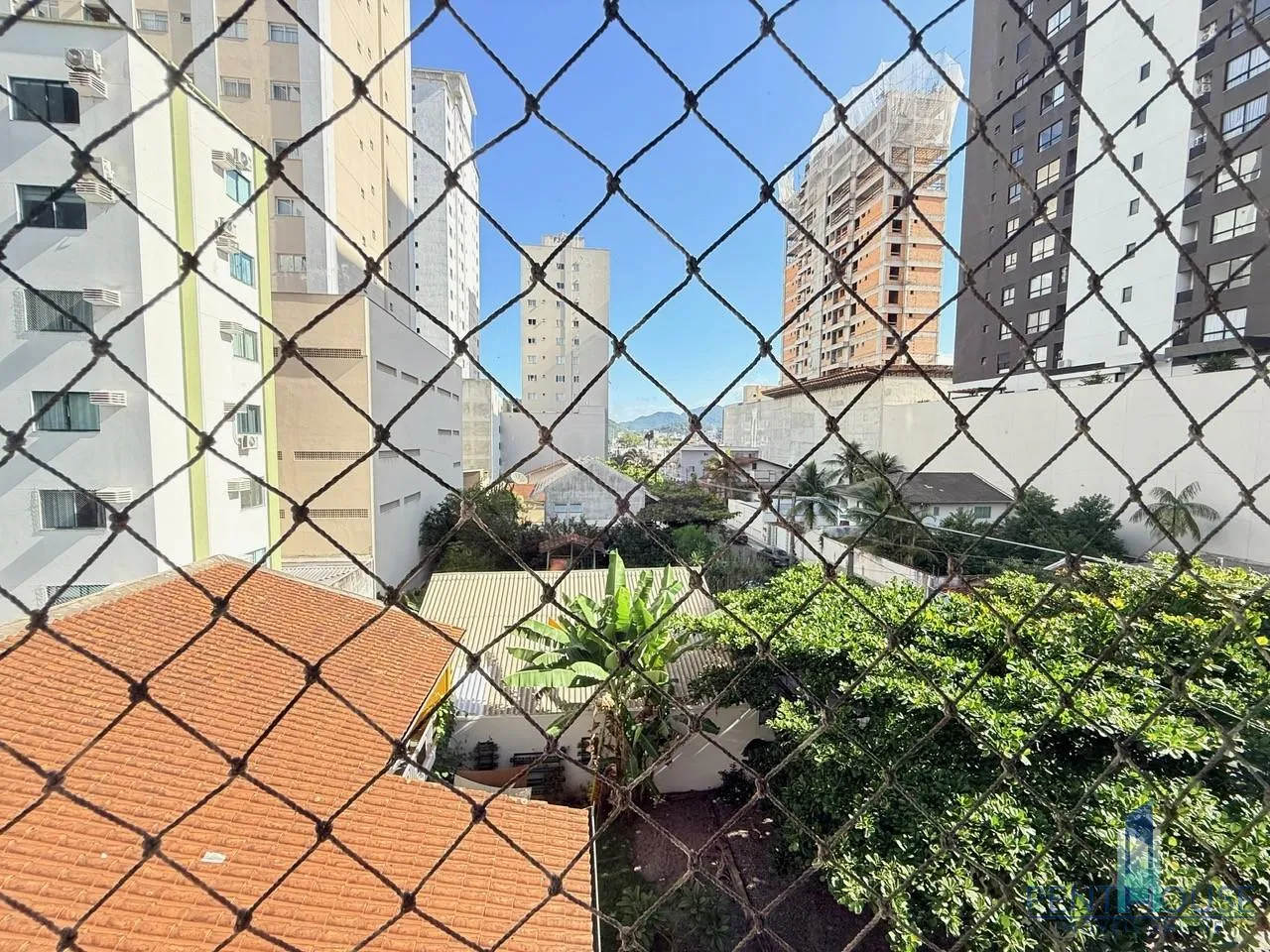 Imagem Apartamento Zona Central para Venda em Balneário Camboriú, CENTRO, 2 dormitórios, 1 suíte, 1 banheiro, 1 vaga