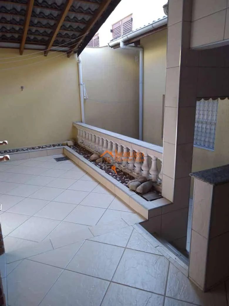 Imagem Casa com 3 dormitórios à venda, 170 m² por R$ 710.000,00 - Jardim Pinhal - Guarulhos/SP