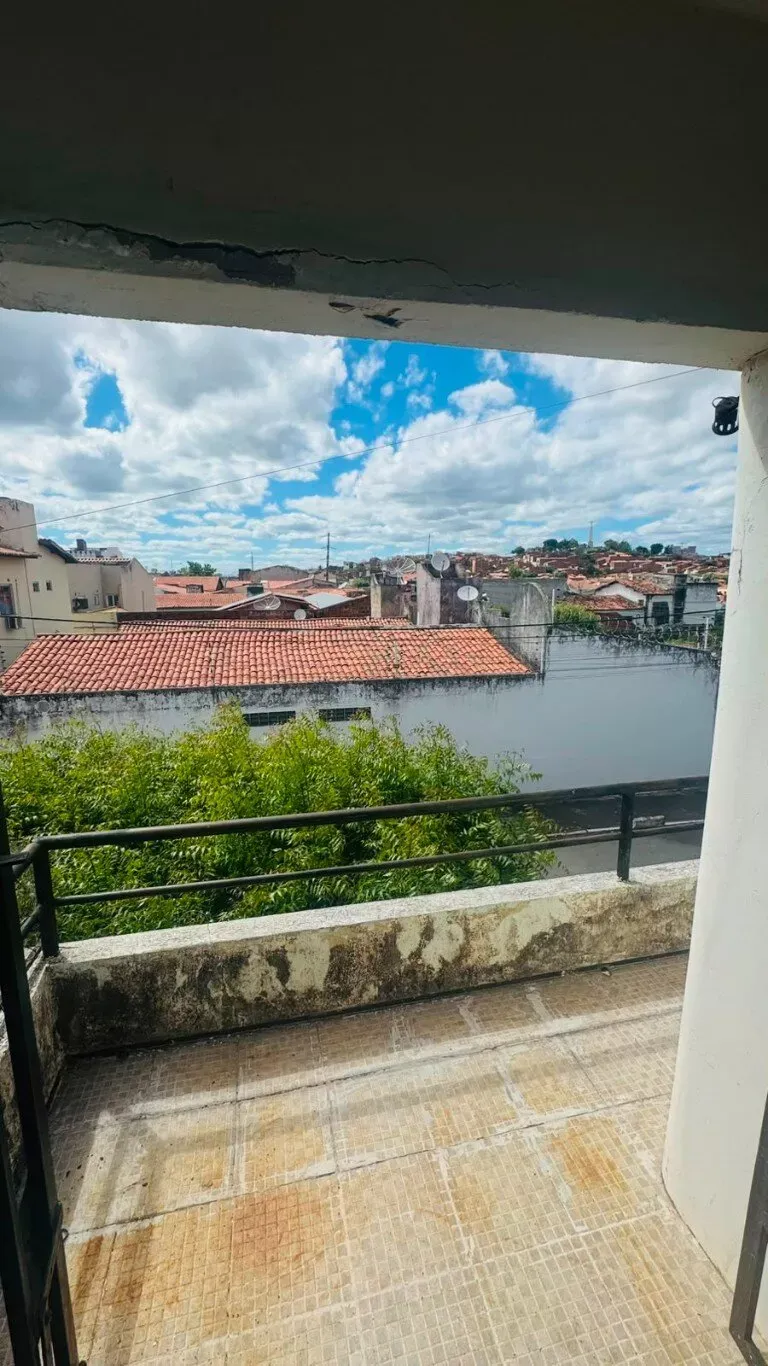 Imagem ALUGUE JÁ CASA DUPLEX com 3 quartos, sendo 2 suíte, próx. ao colégio Cirão