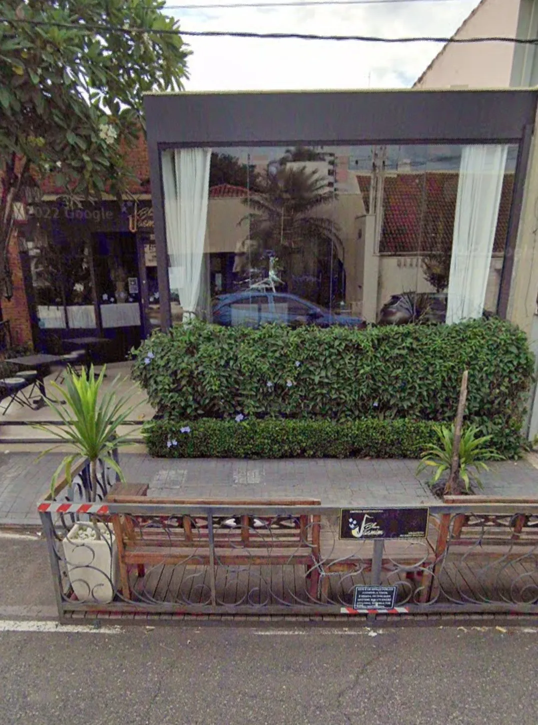 Imagem Casa Comercial com 350m² em São José do Rio Preto-SP