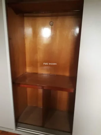 Imagem Apartamento de luxo à venda em São Paulo-SP, na Vila Nova Conceição: 3 quartos, 1 suíte, 3 salas, 3 banheiros, 2 vagas, 150m².