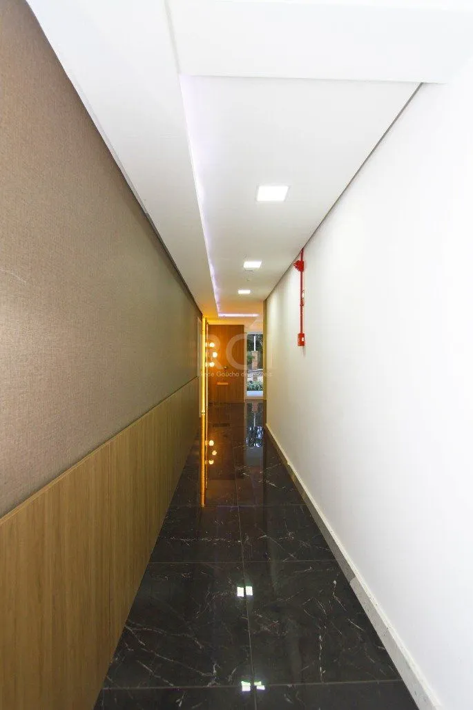 Imagem Apartamento para comprar no bairro Jardim Botânico com 2 quartos (1 suíte)