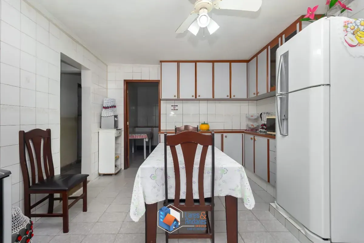 Imagem Sobrado para venda em Jardim Paulistano (Zona Norte) com 10 quartos, sendo 1 suíte, 590m²
