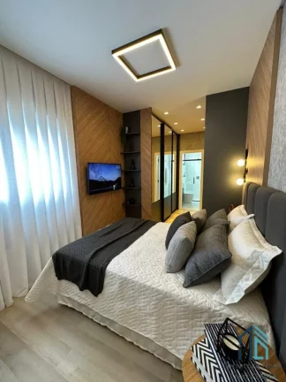 Imagem Apartamento Mobiliado, 04 suítes, 03 vagas, Meia Praia quadra Mar em Itapema SC