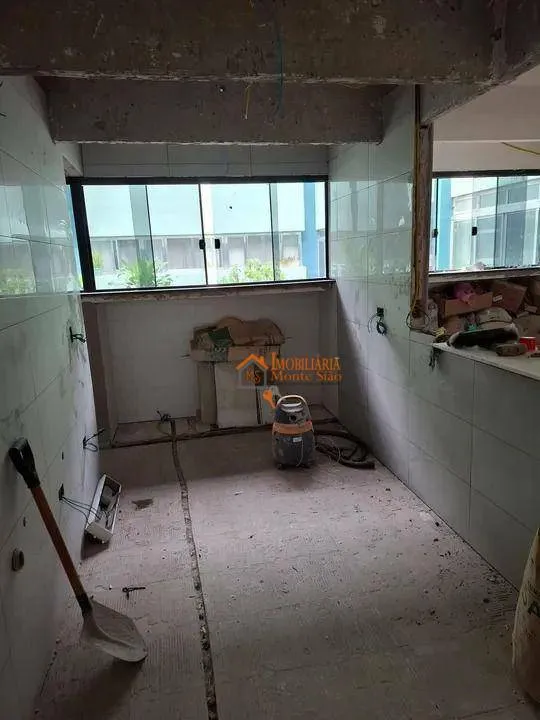 Imagem Apartamento com 3 dormitórios à venda, 63 m² por R$ 340.000,00 - Parque Cecap - Guarulhos/SP