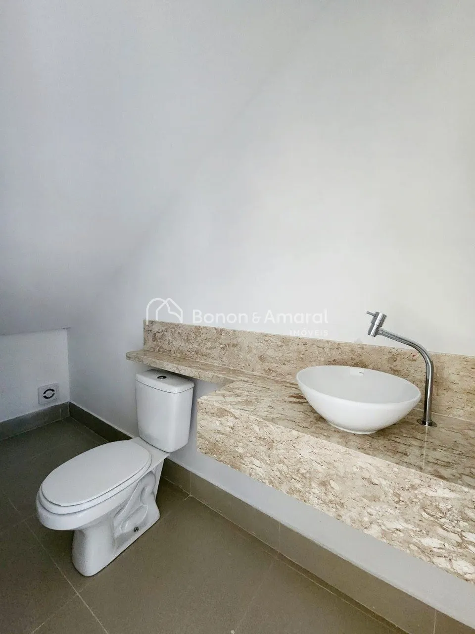 Imagem Sobrado para venda no Residencial Saint Moritiz na cidade de Paulínia/SP