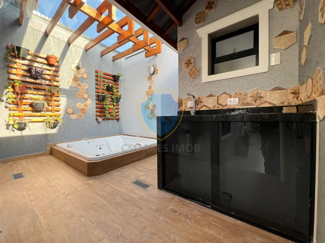 Imagem CASA 3 DORMS COM 2 SUITES