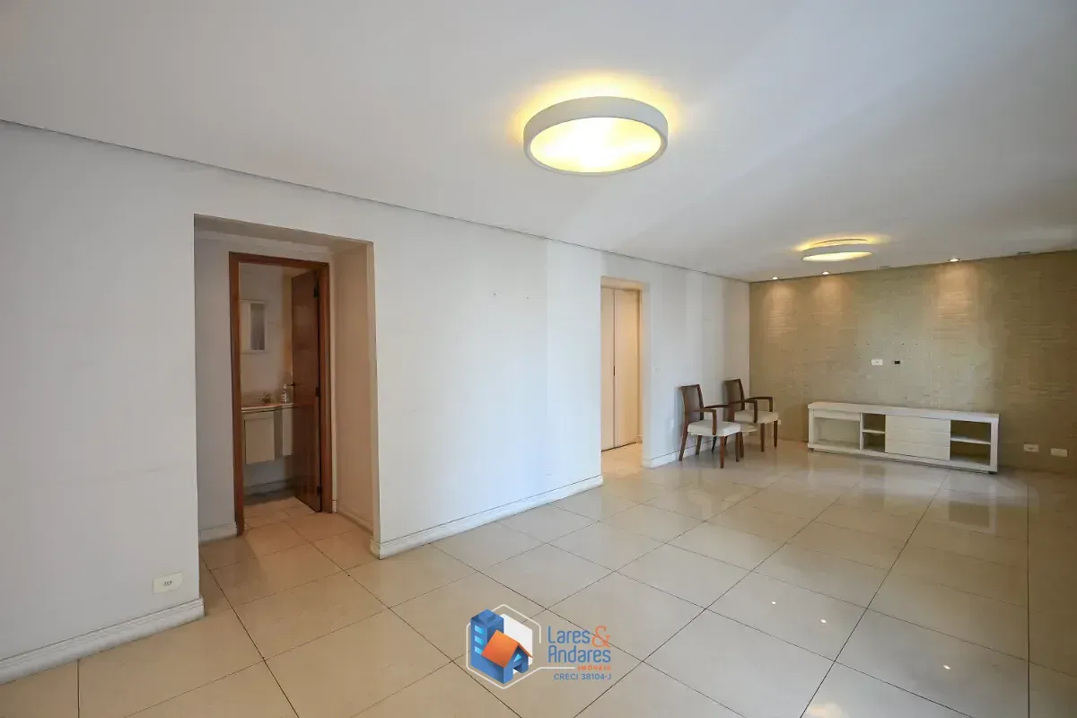 Imagem Apartamento para venda em Moema com 3 quartos, sendo 1 suíte, 112m²