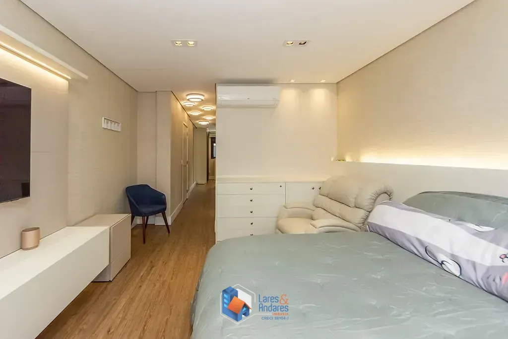 Imagem Casa à venda 3 Quartos 3 Suites 6 Vagas 514.5M² Alto da Boa Vista São Paulo - SP