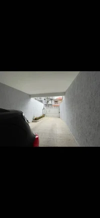 Imagem Sobrado com 250 m² 3 Dormitorios sendo 1 Suíte com sacada e 4 Vagas