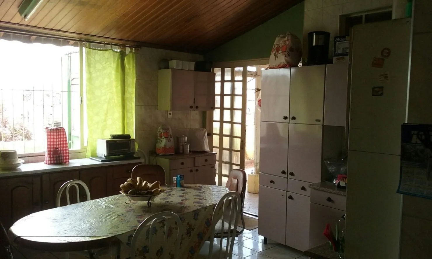 Imagem Comercial à venda 2 Quartos, 1 Suite, 2 Vagas, 200M², Centro, Aparecida - SP