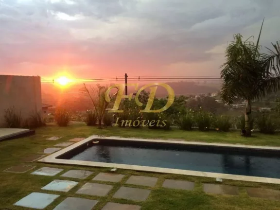 Imagem Casa em Condomínio de Alto Padrão