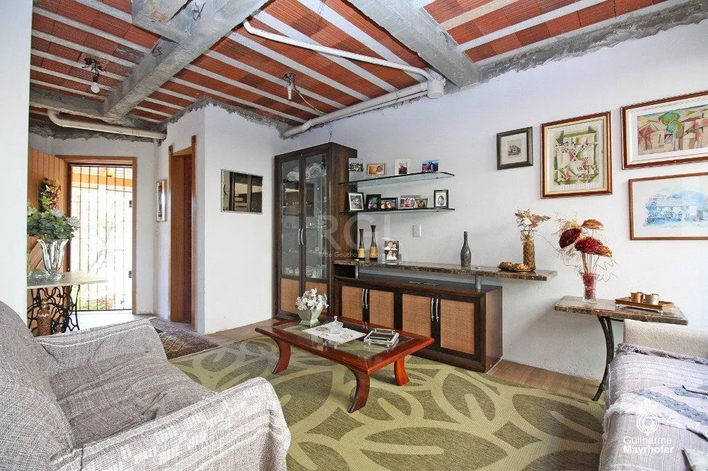 Imagem Casa para Venda - 354.24m², 3 dormitórios, sendo 1 suites, 3 vagas - Bom Jesus