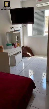 Imagem Linda Sobreposta Alta Tríplex