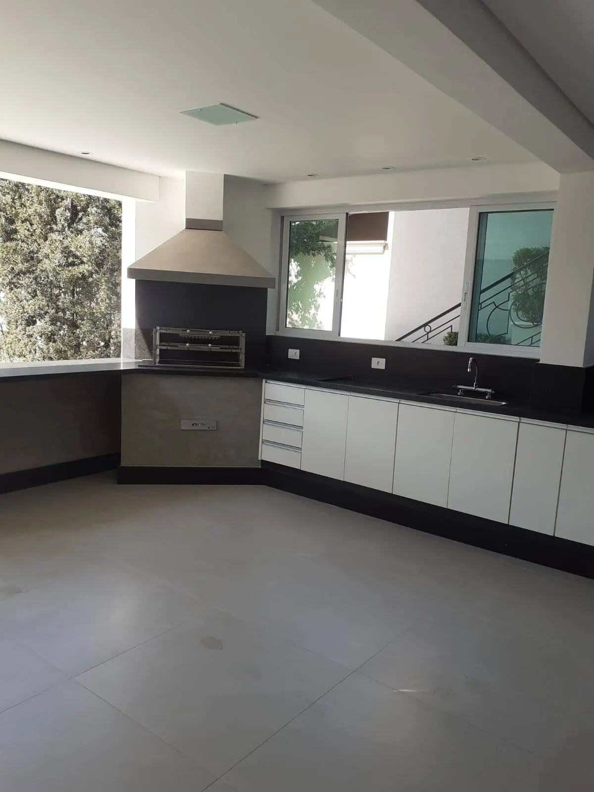 Imagem DESLUMBRANTE CASA NO CONDOMÍNIO MELVILLE