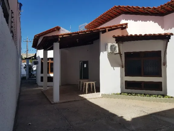 Casa com 3 Quartos à Venda, 222 m² em Atalaia - Aracaju